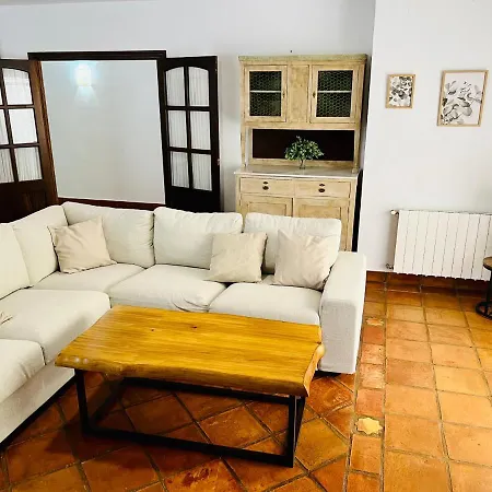 Aljaral, Espectacular,piscina,chimenea, Climatizacion, Wifi Кордова