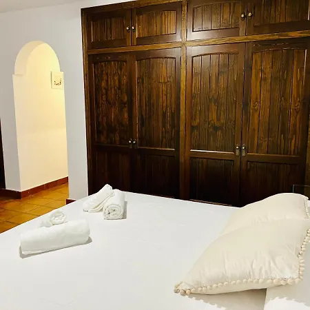Casa vacanze Aljaral, Espectacular,piscina,chimenea, Climatizacion, Wifi *
