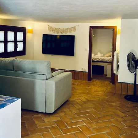 Aljaral, Espectacular,piscina,chimenea, Climatizacion, Wifi Будинок відпочинку