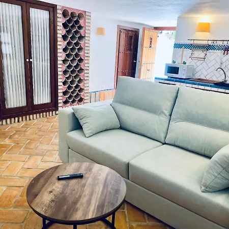 Holiday home Aljaral, Espectacular,piscina,chimenea, Climatizacion, Wifi Cordoba