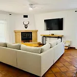 Σπίτι διακοπών Aljaral, Espectacular,piscina,chimenea, Climatizacion, Wifi *