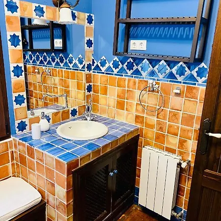 Aljaral, Espectacular,piscina,chimenea, Climatizacion, Wifi قرطبة