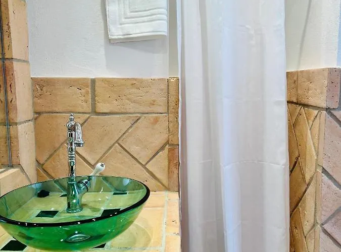 Aljaral, Espectacular,piscina,chimenea, Climatización, Wifi *